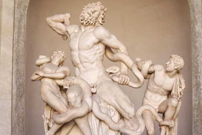 Vatican Museum and Sistine Chapel Sunday Tour - Sunday at the Vatican Museums and Sistine Chapel: why timing matters