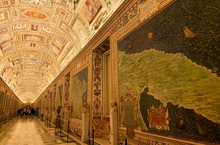 Vatican Museum and Sistine Chapel Tour - Raphael Rooms: When Your Eyes Start Looking Differently