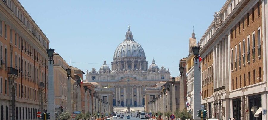 Vatican Museum and Sistine Chapel Tour - Sistine Chapel: How to Make the Most of a Short Moment