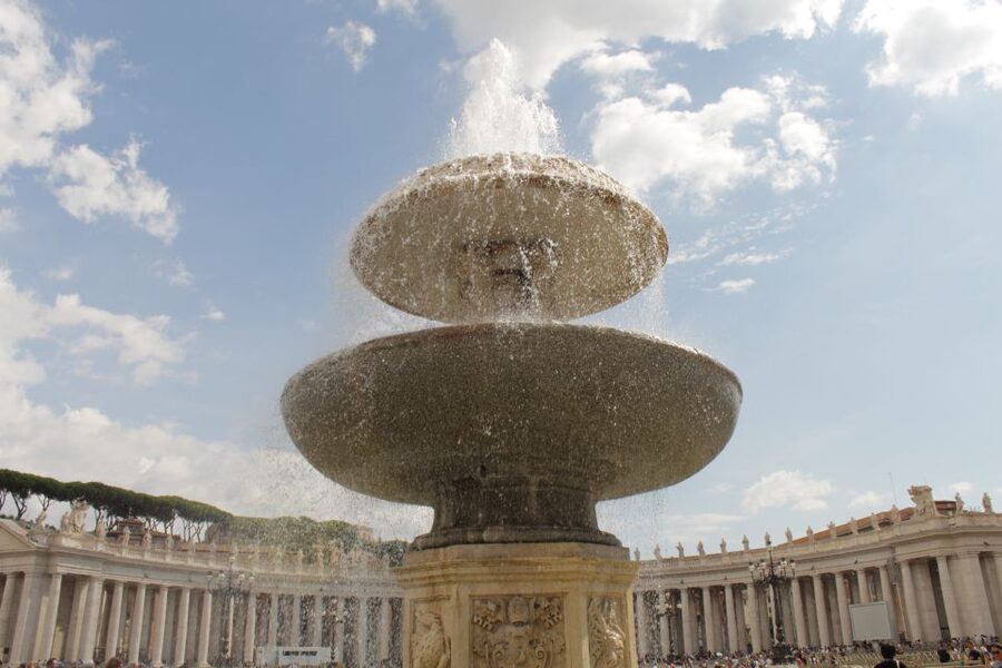 Vatican Museum and Sistine Chapel Tour - Dress Code and No-Luggage Rules: The Fast Way to Avoid Getting Turned Away