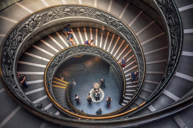 Vatican Museum's & Sistine Chapel Entrance Without Queue - Via Germanico Check-In: Meeting Point and Timing Reality