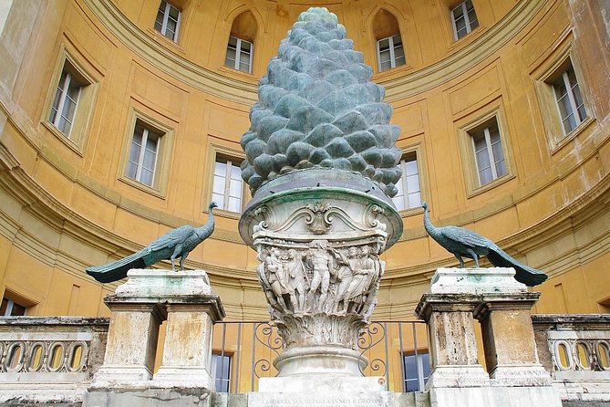 Vatican Museum Sistine Chapel Skip the Line Tour - Guides, pacing, and what a group of up to 30 feels like