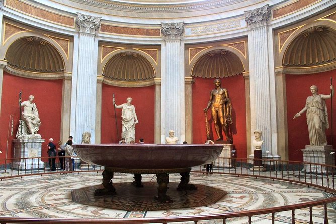 Vatican Museum, Sistine Chapel & St. Peters Basilica Private Tour - Why Private Feels Different Here (It’s Not Just a Flag on the Tour)