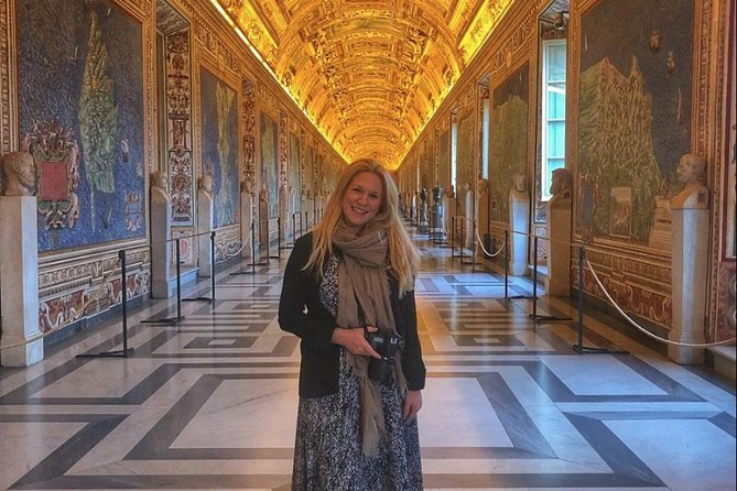 Vatican Museum, Sistine Chapel Tour with St Peter Basilica Access - Small group size, hearing the guide, and pacing