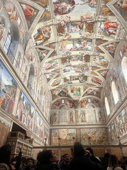 Vatican Museum & Sistine Chapel with Option Selected - Key highlights at a glance