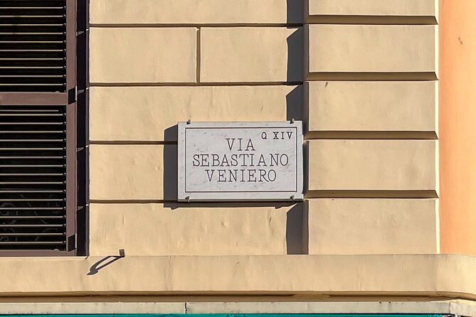 Vatican Museums and the Sistine Chapel Skip-the-Line Tour - Gallery of Maps: a surprising stop that’s genuinely fun