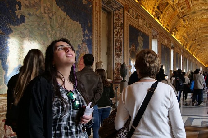 Vatican Museums: Fast Track Guided Tour - Belvedere Courtyard and Ancient Sculpture: More Than a Photo Stop
