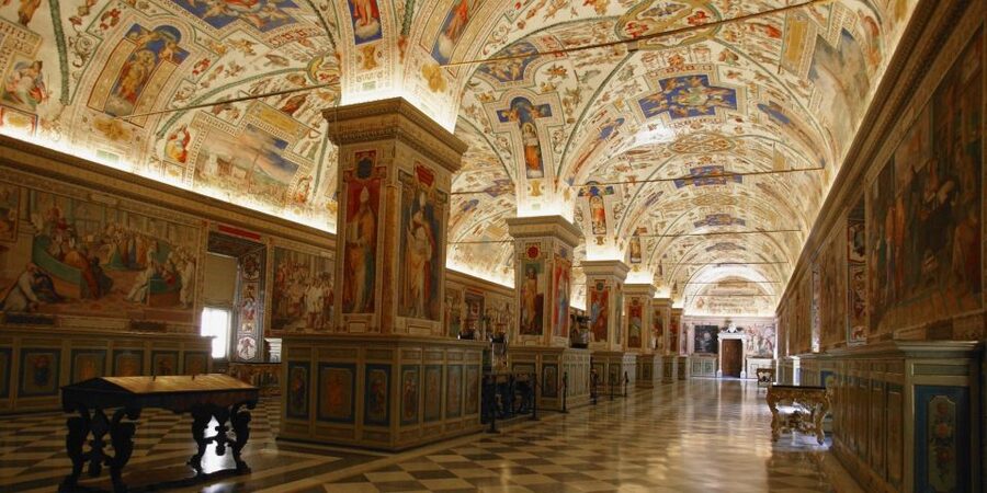 Vatican: Museums, Sistine Chapel, & Access to the Basilica - Who should book this tour (and who might feel constrained)
