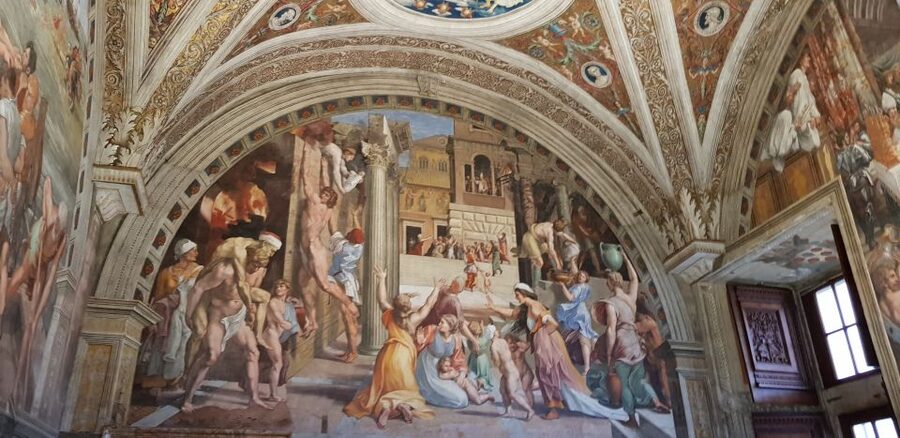Vatican Museums: Sistine Chapel and St. Peter's Tour - Meeting at Giuly’s Café and starting with a plan