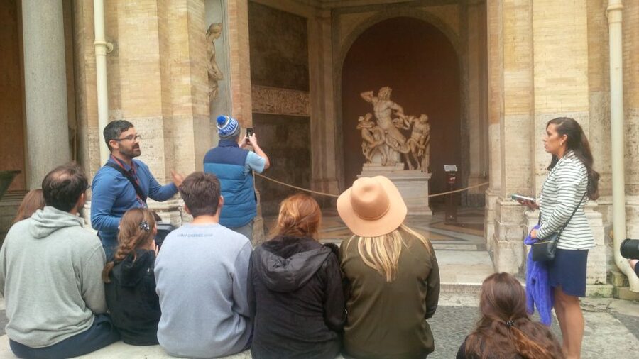 Vatican Museums: Sistine Chapel and St. Peter's Tour - Vatican Museums in 40 minutes: the fast route to the art that counts