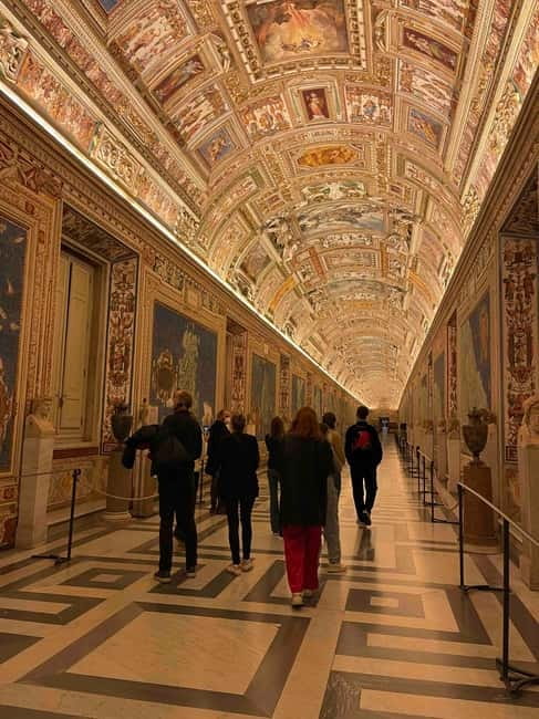 Vatican Museums & Sistine Chapel Entry Ticket - Crowd reality: what the ticket can’t fix