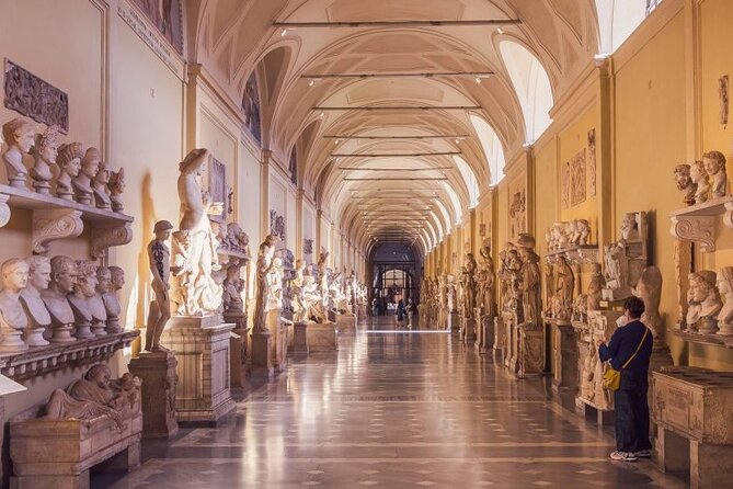 Vatican Museums & Sistine Chapel Group Tour - Group size and the meeting point reality check