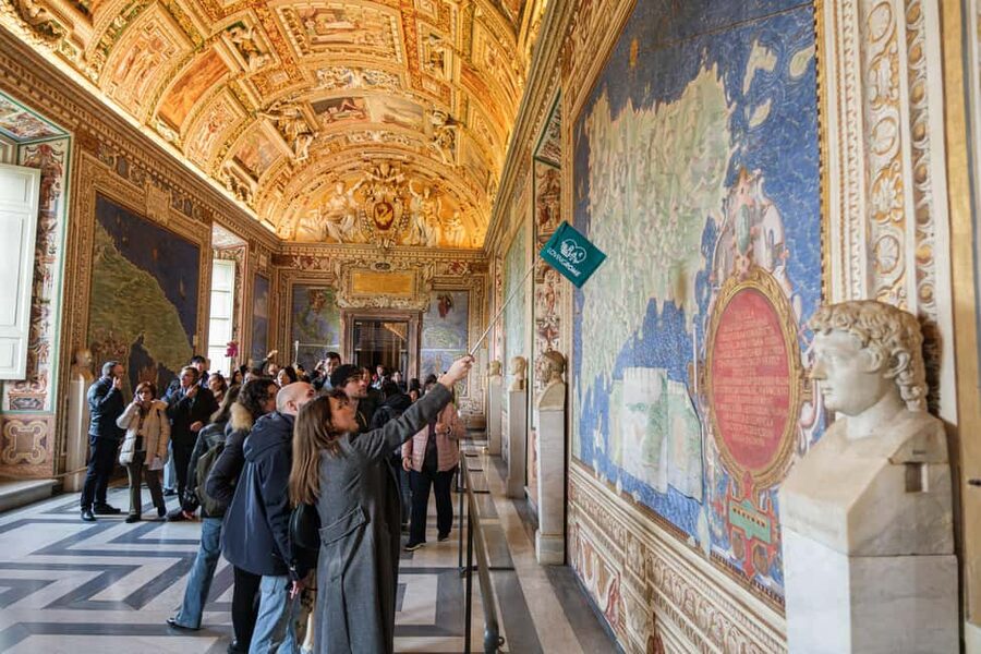 Vatican Museums & Sistine Chapel Guided Tour - Vatican Museums Stop 1: Getting Oriented Without Getting Lost