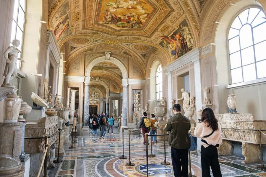 Vatican Museums & Sistine Chapel Guided Tour - Galleria delle Carte Geografiche: Painted Maps That Bring History Nearby