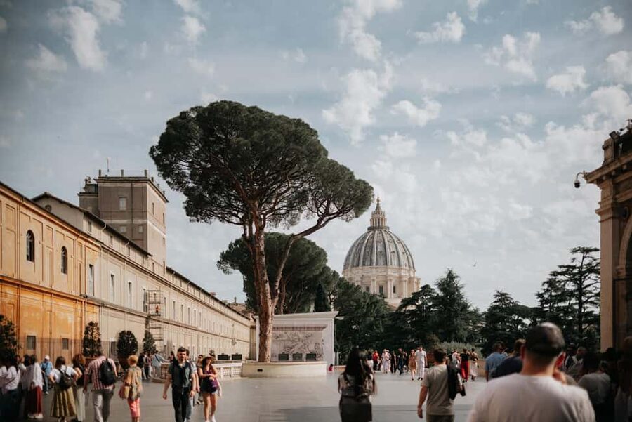 Vatican Museums & Sistine Chapel Skip-the-Line Guided Tour - The smart “3-hour hit list” for Vatican Museums
