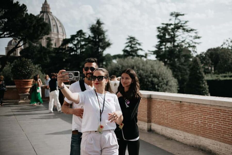 Vatican Museums & Sistine Chapel Skip-the-Line Guided Tour - What the best guides do (and how to spot a good tour)