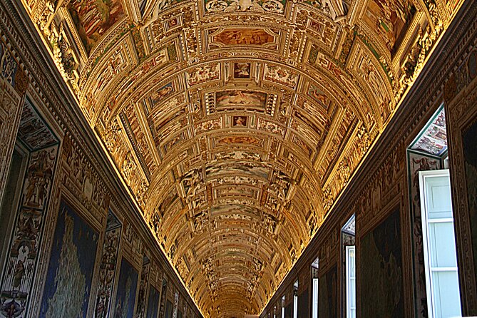 Vatican Museums, Sistine Chapel & St Peter Basilica - Guided Tour - Sistine Chapel in 30 minutes: how to see Creation of Adam and The Last Judgment