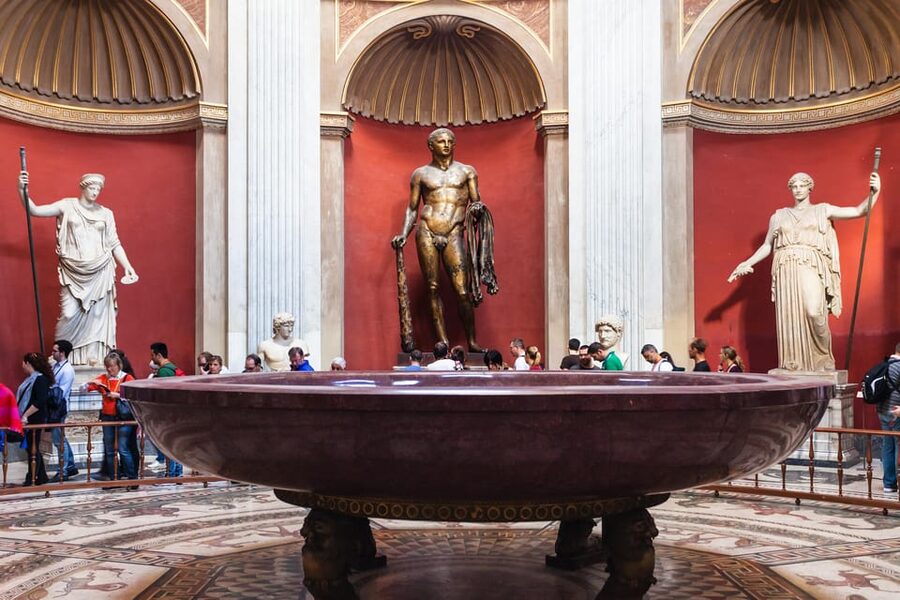 Vatican: Museums, Sistine Chapel Tour & St. Peter's Basilica - Group Pace and the Reality of Vatican Crowds