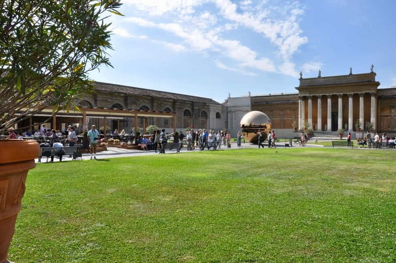 Vatican Museums & Sistine Chapel Tour with Optional Basilica - Raphael’s Rooms: The Bridge Between Two Giants