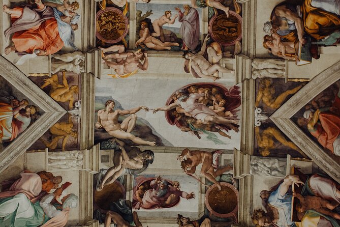Vatican Museums: Skip the Line Tickets with Escorted Entrance - Stanze di Raffaello (Raphael Rooms): Time to Actually Look at Paintings