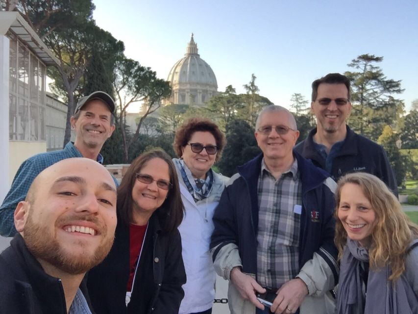 Vatican: Private Early Morning, Sistine Chapel Raphael Rooms - Raphael Rooms: the intimate way to see frescoes up close