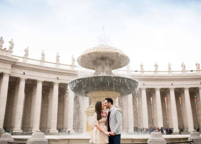 Vatican: Private Photoshoot - Standard (30 minutes, 20 photos) vs Premium (60 minutes, 50 photos)