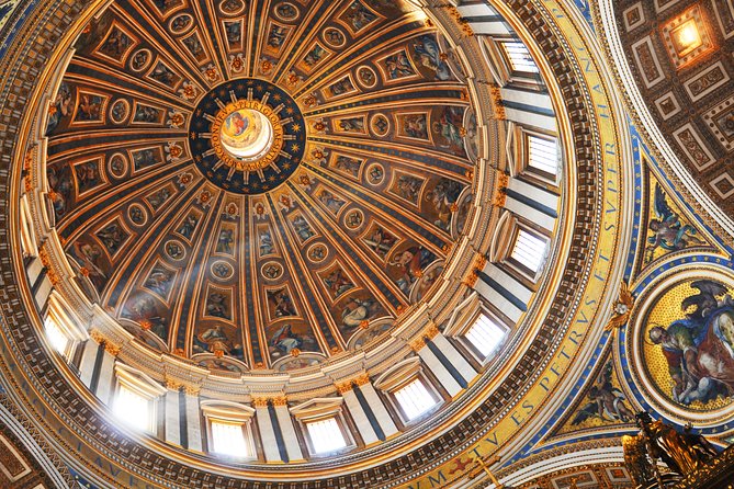 Vatican private tour –Museums and Sistine Chapel with Raphael rooms - Sistine Chapel: seeing Michelangelo with context (and real pace)