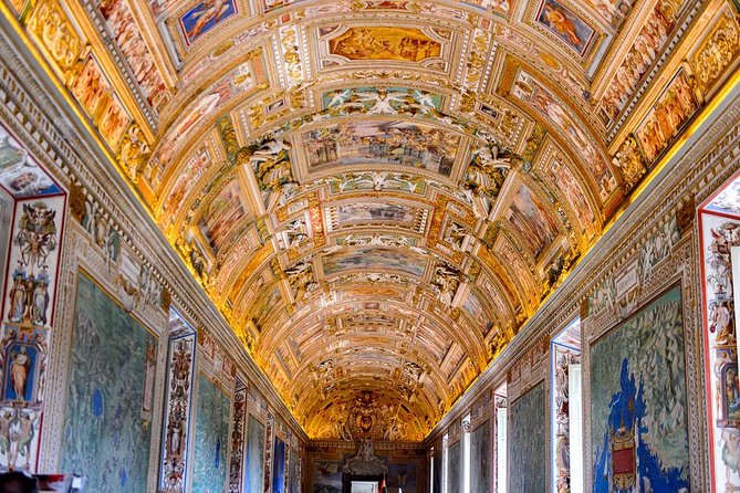 Vatican, Sistine Chapel and St. Peter's Basilica Tour - Sistine Chapel Ceiling: seeing the Last Judgment without losing the thread