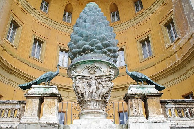 Vatican, Sistine Chapel and St. Peter's Basilica Tour - Guides, headsets, and group size: where the experience really lives
