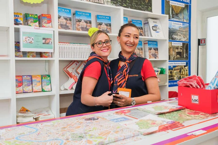 Vatican: Sistine Chapel and Vatican Museums Guided Tour - Meeting at Viale Vaticano: don’t let a tiny address delay you