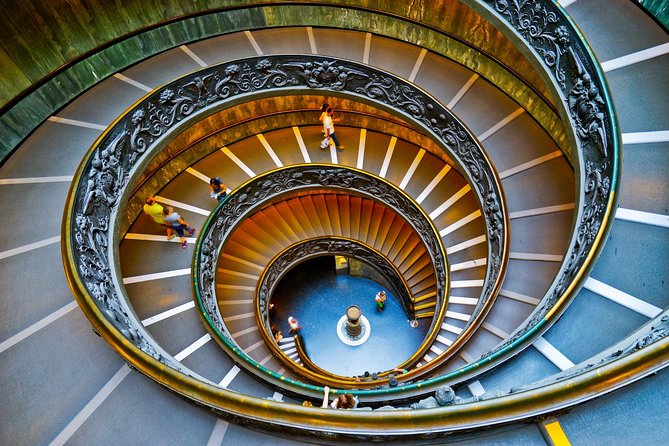 Vatican, Sistine Chapel, Basilica & Tombs Private Tour - St. Peter’s Basilica and Tombs: When the Plan Can Shift