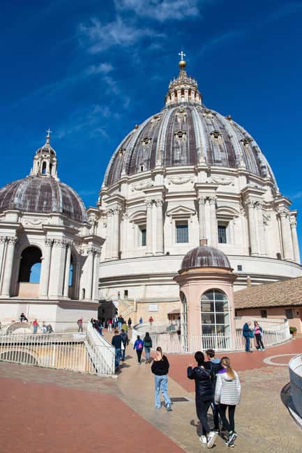 Vatican:St. Peter’s Basilica,Underground and Dome Climb tour - Timing and Duration: 1.5–2 Hours That Still Feels Full