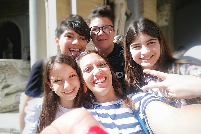 Vatican Tour for Kids & Families in Rome with local guide Alessandra - Meeting at Caffè Vaticano and Starting Without Stress