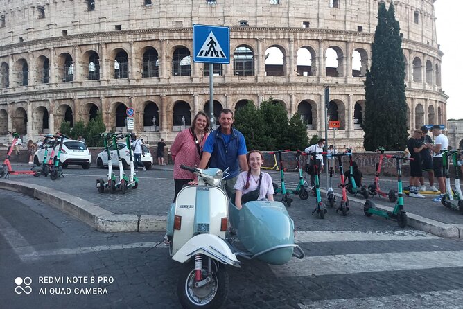 Vespa Sidecar Tour at Day/Night with Pickup - How a Vespa sidecar lets you read Rome fast