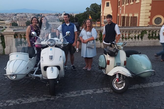 Vespa Sidecar Tour at Day/Night with Pickup - Janiculum Hill and Fontanone: the panoramic finale