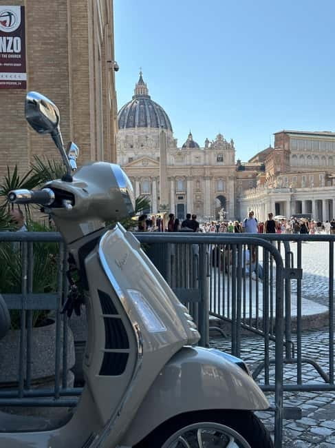 Vespa Sidecar Tour: Express Highlights of Rome - How the guides make or break the 90 minutes