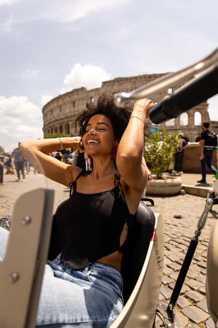 Vespa Sidecar Tour: Highlights of Rome - Why a Vespa sidecar tour feels different in Rome
