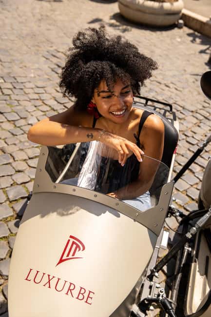 Vespa Sidecar Tour: Highlights of Rome - Trevi Fountain: Baroque theater plus a ritual you’ll actually see