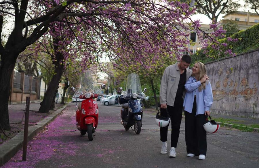 Vespa - Wine and Photography service in Rome - Janiculum Hill (Gianicolo): the big photo + wine break