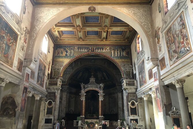 Via Crucis Catholic Pilgrim Walking Tour in Rome - Stop 5: St John Lateran and the Holy Door for a Partial Indulgence year