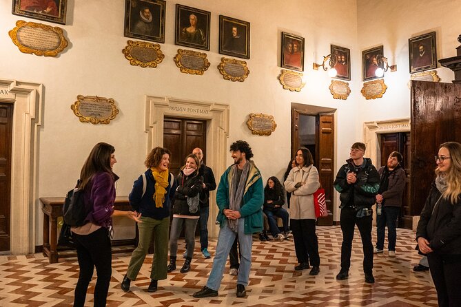 VIP After-hours Tour of Santa Maria Maggiore with Private Option - Private option and small groups: why this feels calmer