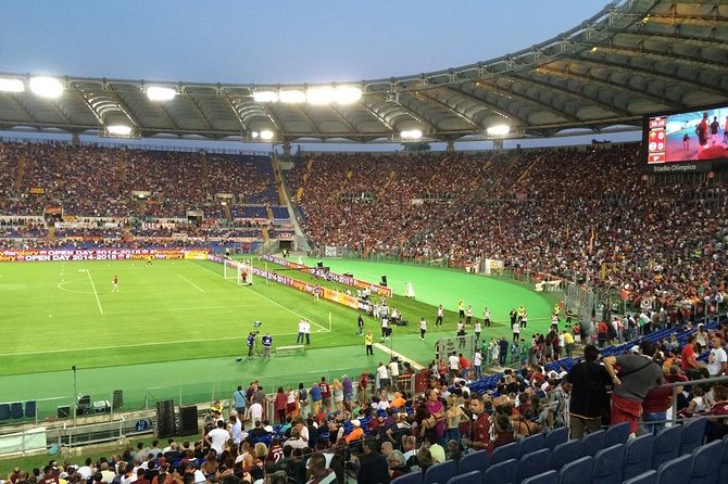 VIP Tickets and Seats to AS ROMA game with Gourmet Buffet and Open Bar - Open bar before and during the game: what to expect