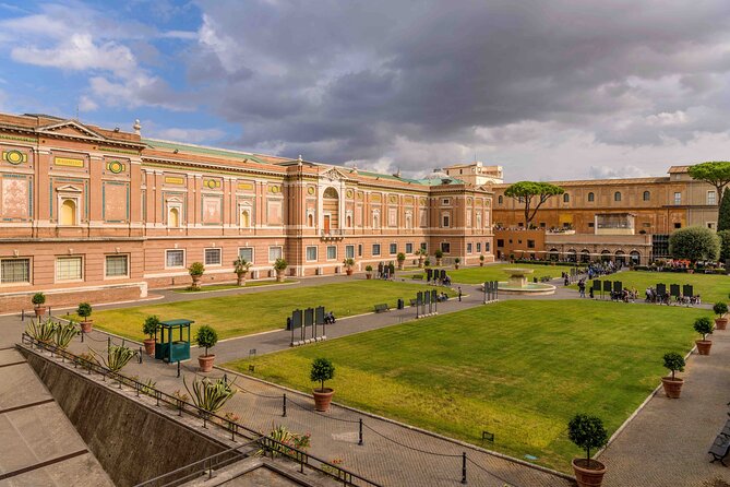 Vip Vatican Early Entry with special access to the Sistine Chapel - The Sistine Chapel: priority access plus a short, focused window