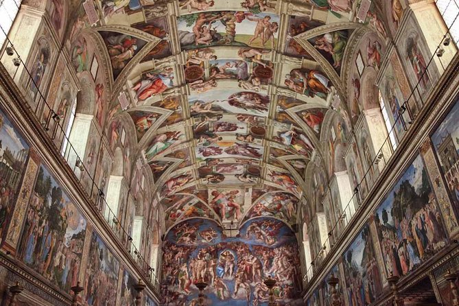 VIP Vatican Small Group Tour: Experience Art and History - St. Peter’s Square: quick breath outside
