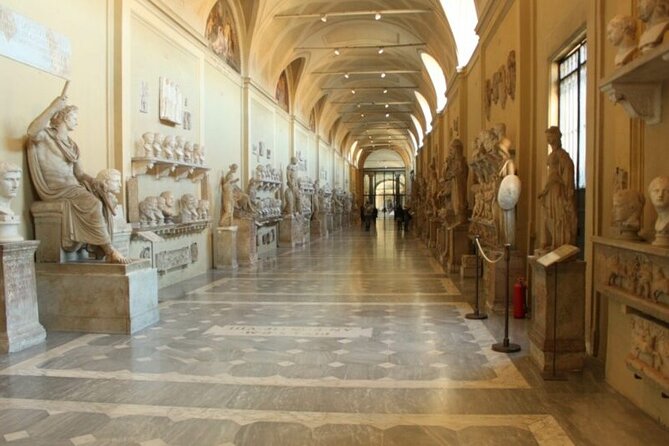 Wednesday Early Morning Sistine Chapel and Vatican I Max 6 People - Courtyard stroll after the chapel: Pinecone in context again