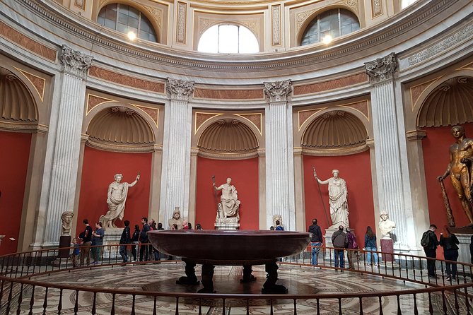 Wheelchair Accessible Vatican Museums & Sistine Chapel PrivateTour - Vatican Museums showstoppers: maps, tapestries, and the value of not getting lost