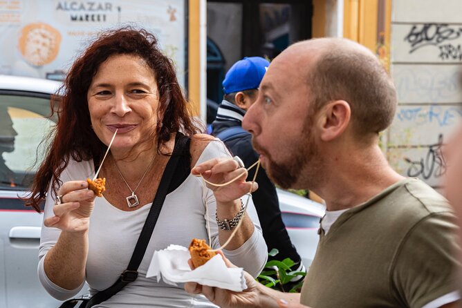 Winner 2025 Rome Twilight Trastevere Food Tour by Eating Europe - The Da Enzo al 29 stop: the Roman trattoria legend